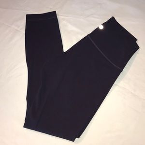 lululemon athletica - size 6 - Wunder Under Tight